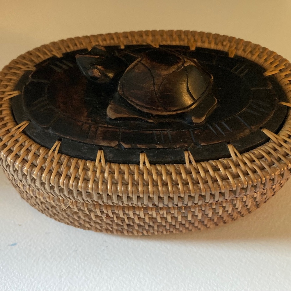 “HOST PICK”” Vintage Wood Turtle Small Basket